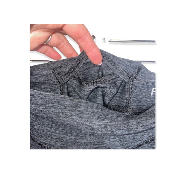 DANSKIN NOW Gray Fitted Performance Leggings with Key Pocket M - Picture 6 of 11